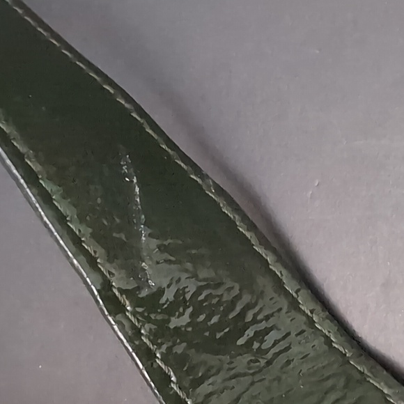 Jaeger Elegant Olive Green Patent Leather Shoulder Bag. - Picture 11 of 13